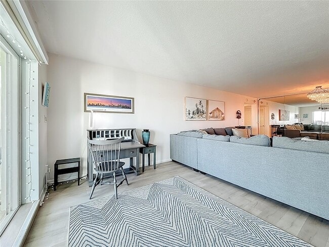 Building Photo - 400 64th Ave