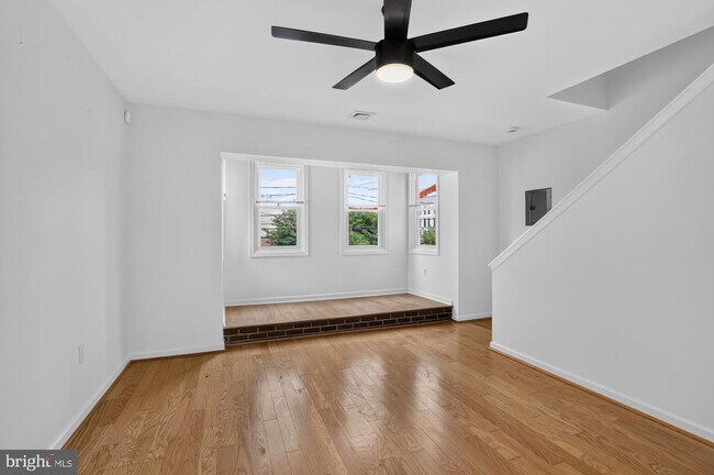 Building Photo - 704 N 18th St