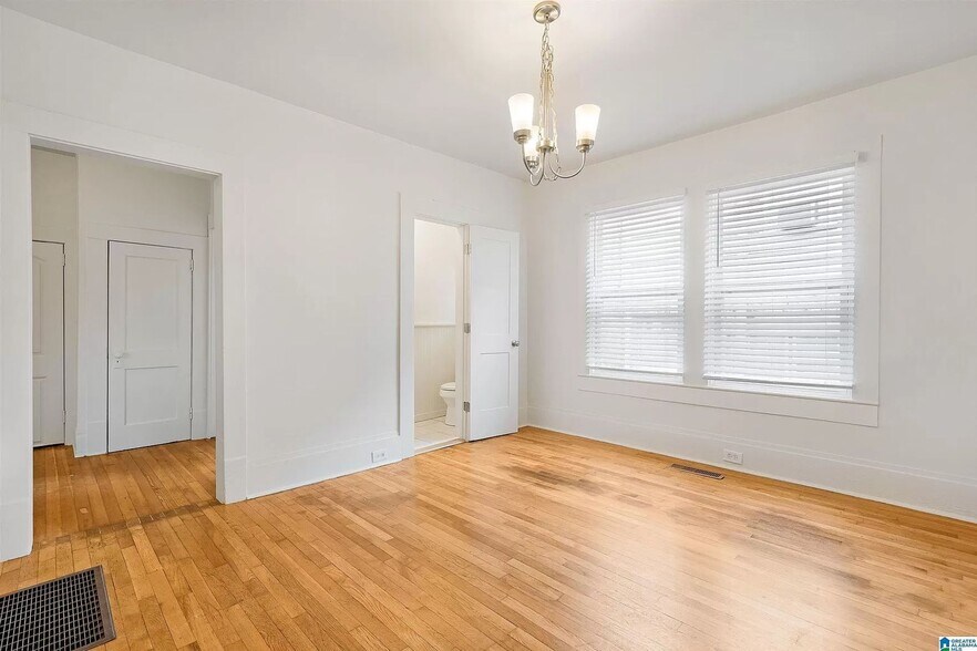 Building Photo - 1724 Cullman Ave