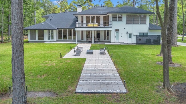 Building Photo - 1 E Wedgewood Glen