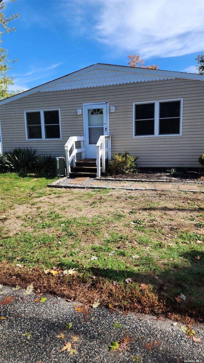 Building Photo - 169 Bayview Dr
