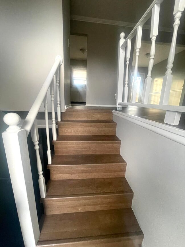 Building Photo - 3513 Sundart Dr