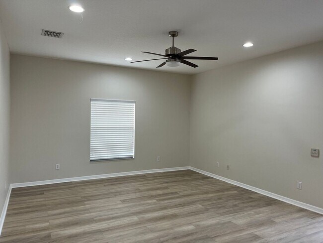 Building Photo - Corner Lot, 4 Bedroom Home with Pool at No...