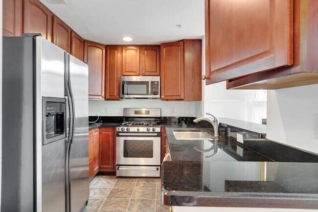 Building Photo - 100 Abbie Ct