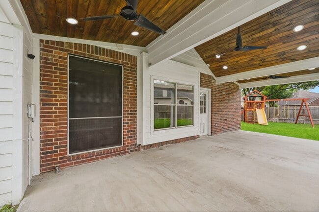 Building Photo - 16503 Shady Canyon Ct