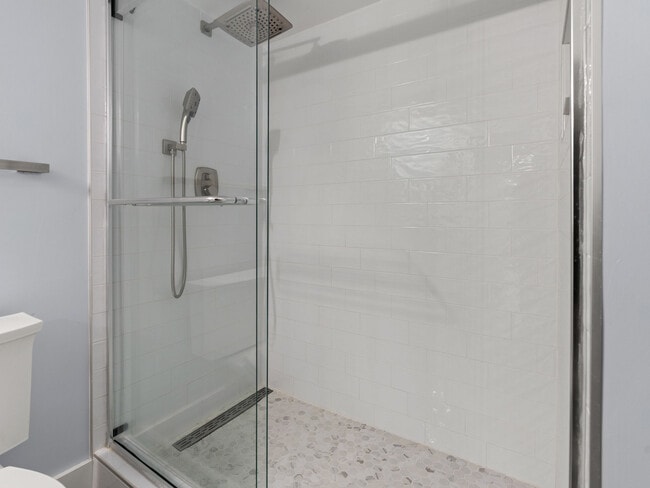 Building Photo - 2870 Pharr Ct S Northwest