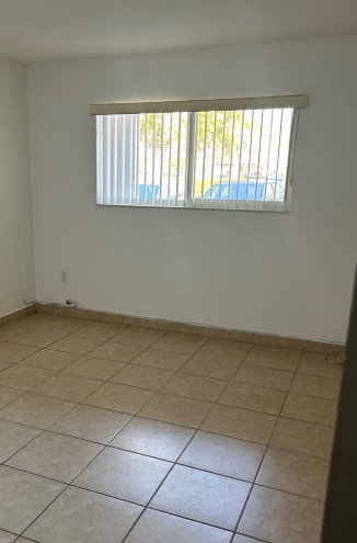 Building Photo - 7450 Miami Lakes Dr