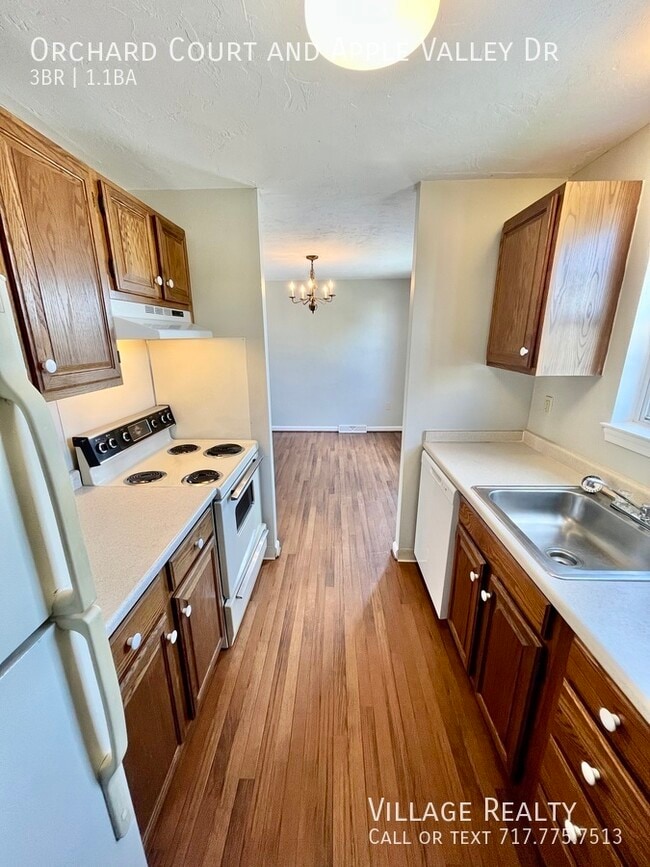Building Photo - 302 Orchard Ct