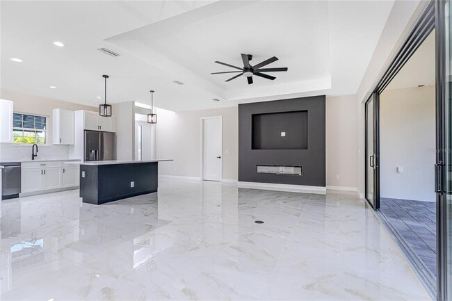 Building Photo - 242 Brig Cir W