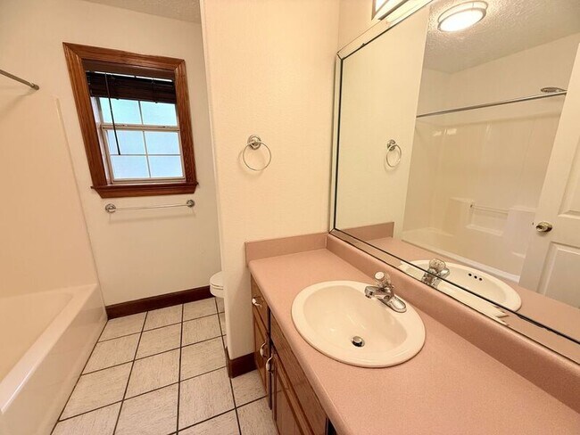 Building Photo - 5330 Morgan Ridge Dr