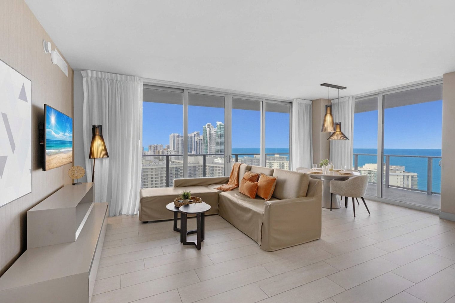 Building Photo - 4010 S Ocean Dr