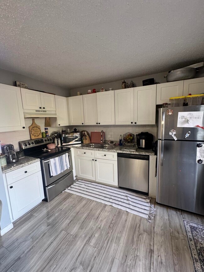 Building Photo - 1544 Forest Lakes Cir
