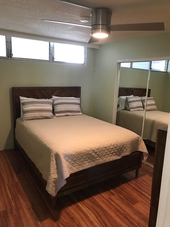 Building Photo - 5122 Likini St