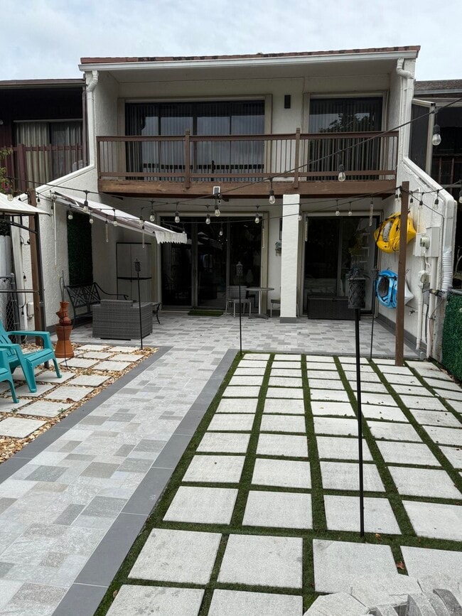 Building Photo - 12394 Westhampton Cir