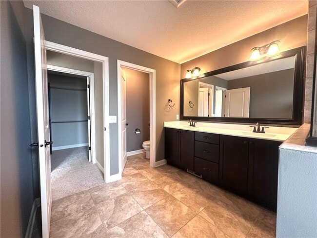 Building Photo - 3379 Ridgestone Way