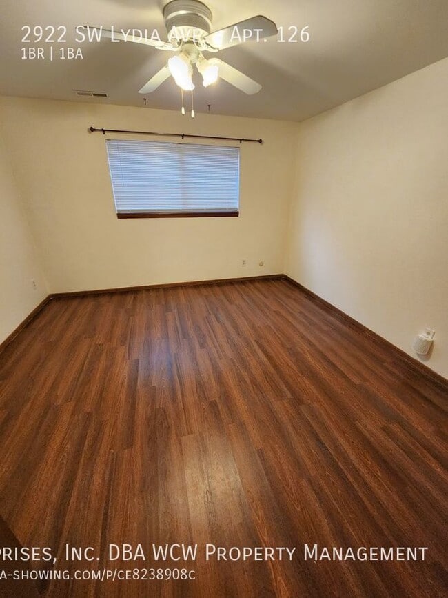 Building Photo - 2922 SW Lydia Ave