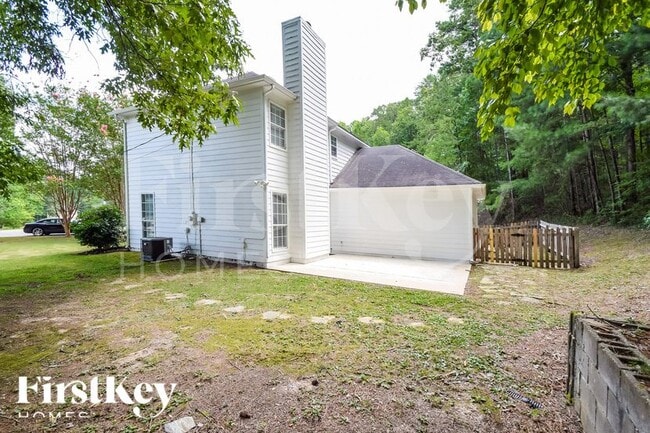 Building Photo - 122 Carriage Dr