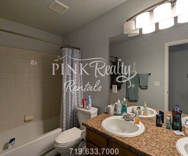 Building Photo - 2653 Shannara Grove