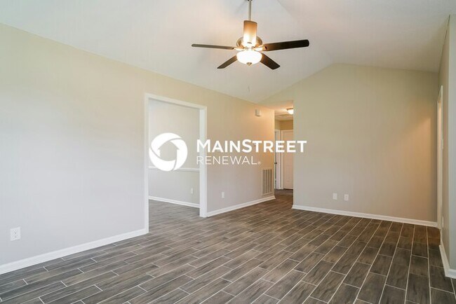 Building Photo - 3 Bedroom Pet-Friendly Home in CLAYTON, NC...