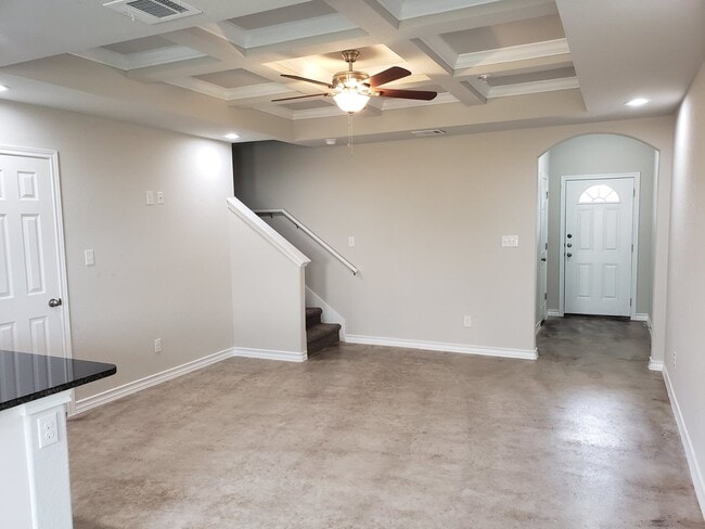 Building Photo - Townhome for rent