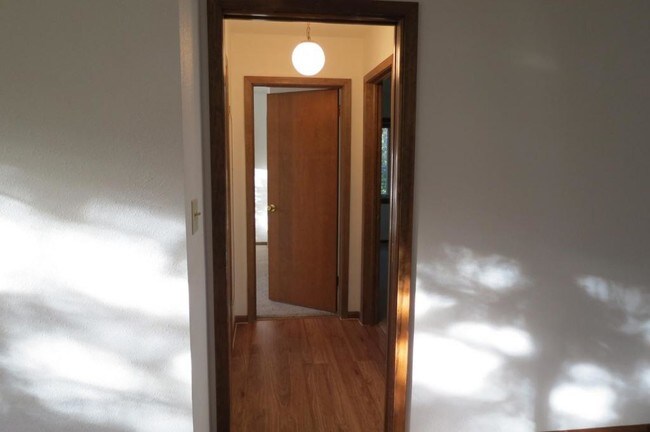 Building Photo - 722 Highland