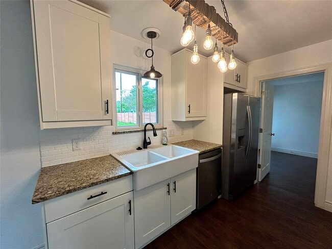 Building Photo - 6214 Haney Dr