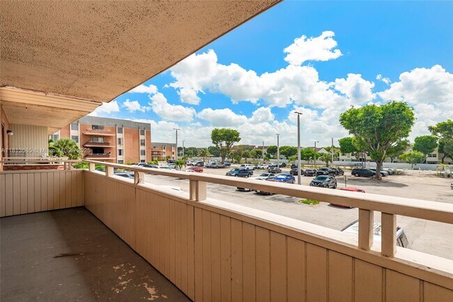 Building Photo - 17530 NW 68th Ave