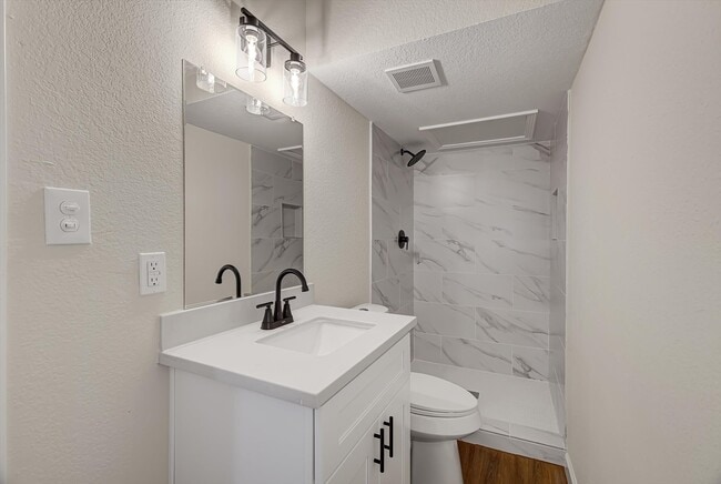 Building Photo - 6608 Avenue O