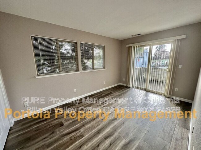 Building Photo - 126 Hunolt St