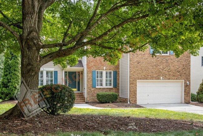 Building Photo - Lovely 4-Bedroom House w/1st FL Primary Su...