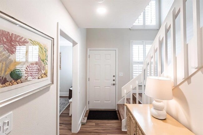 Building Photo - 6023 W Peppertree Way