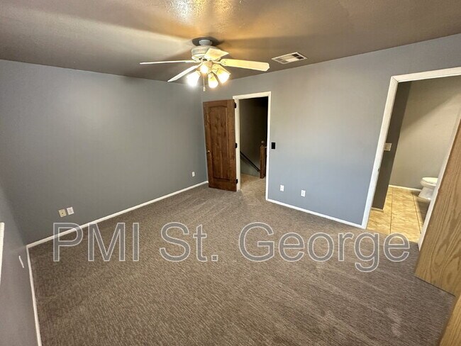 Building Photo - 1749 W 1020 N