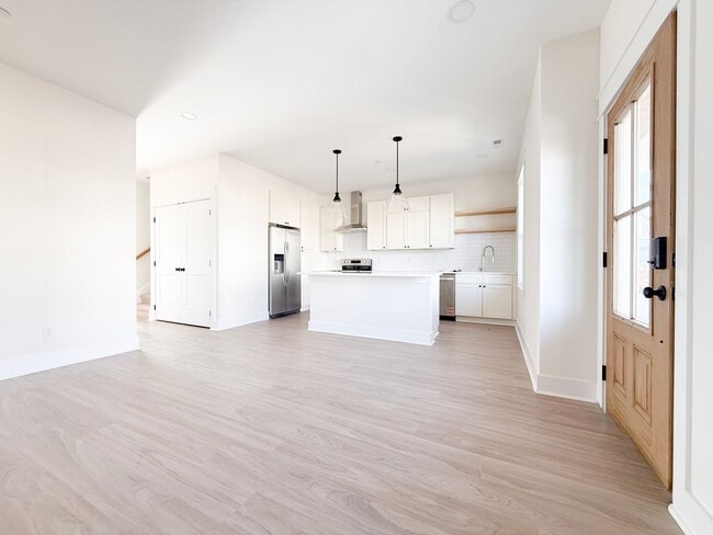Building Photo - Available August 1: 4-Bedroom Townhome at Highbury + Summer Special Perks