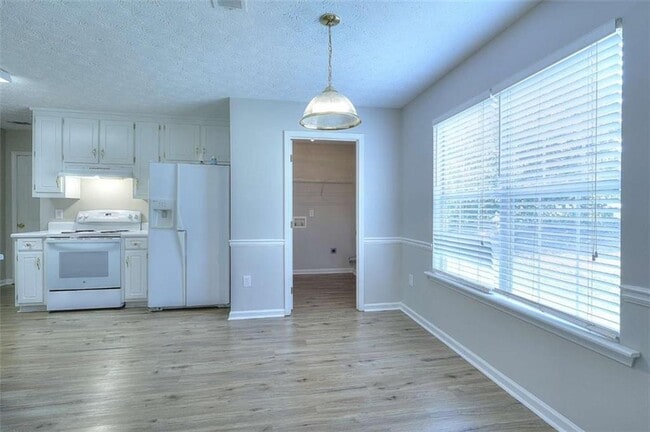 Building Photo - 4160 Janel Ln