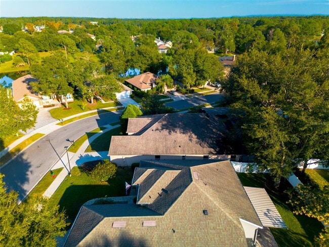 Building Photo - 497 Pickfair Terrace