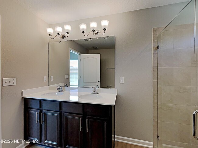 Building Photo - 12601 Itani Ct