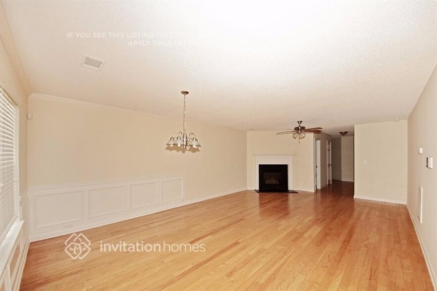 Building Photo - 104 Hidden Creek Dr