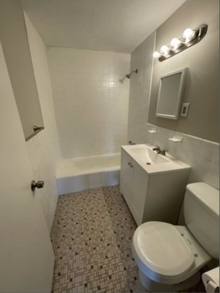 Building Photo - 45 McCoba St