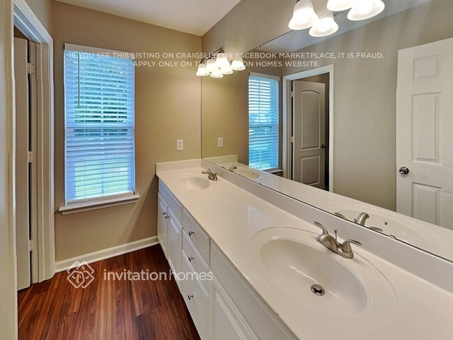 Building Photo - 7014 Pine Cone Ln