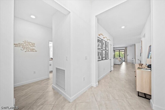 Building Photo - 14470 Secret Garden Cove