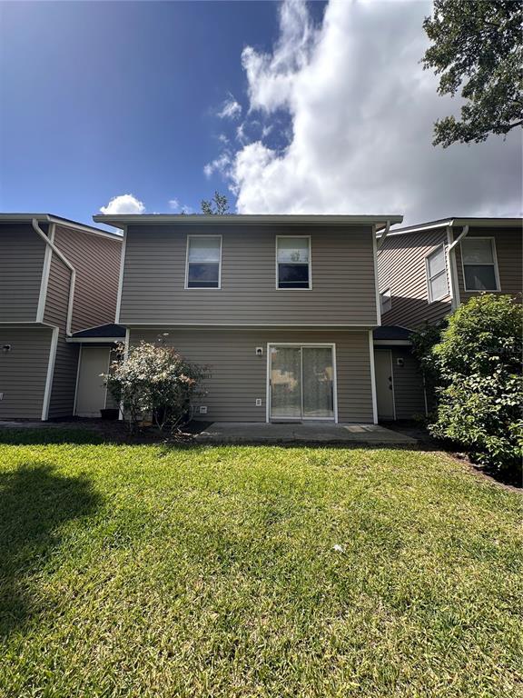 Building Photo - 6010 Scotchwood Glen