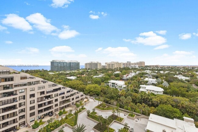 Building Photo - 151 Crandon Blvd