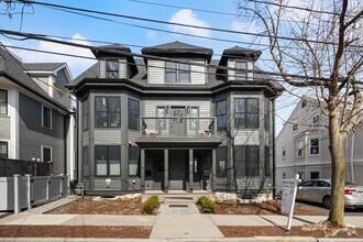 Building Photo - 151 Mason Terrace