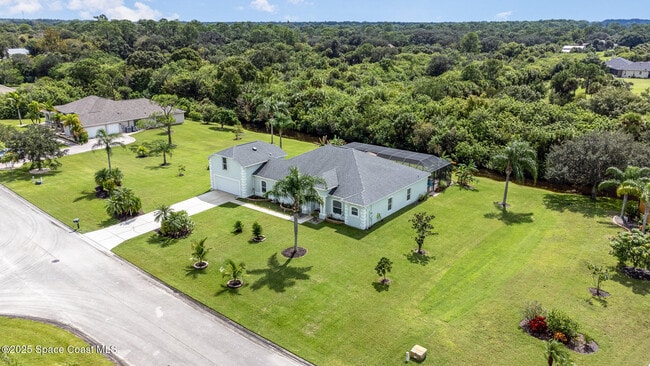 Building Photo - 929 Hialeah St