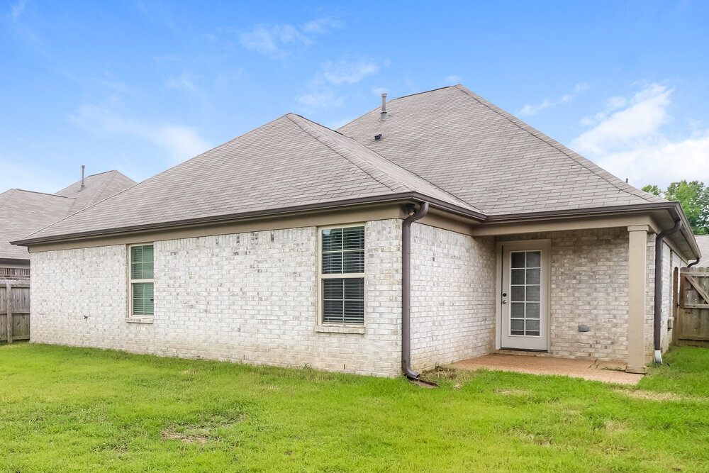 Building Photo - 9450 Darren Cir S