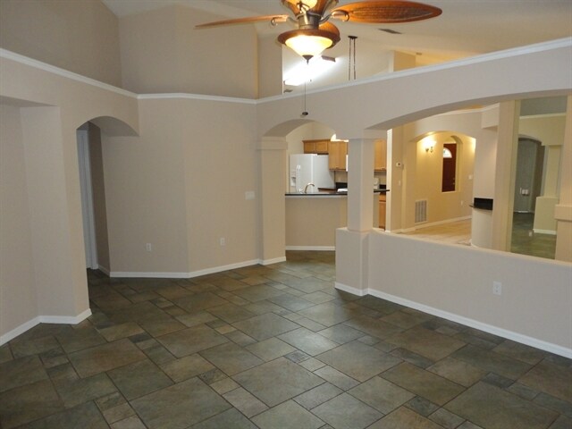 Building Photo - 18919 Bellflower Rd