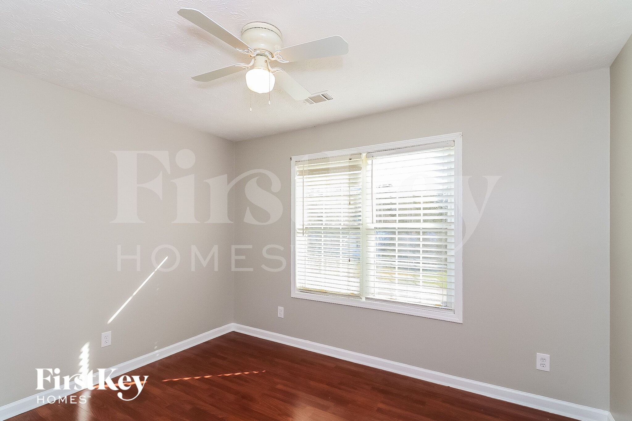 Building Photo - 3583 Saddlebrook Dr