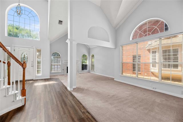 Building Photo - 2324 Dyers Oak Dr