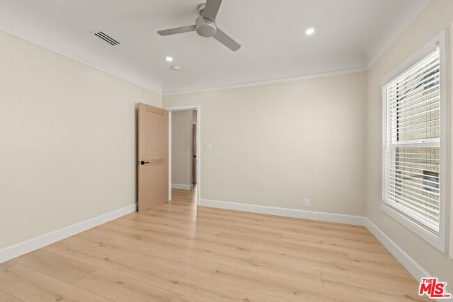 Building Photo - 1117 S Wooster St