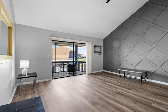 Building Photo - 609 Lively Dr